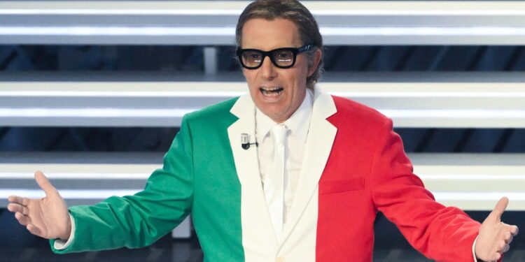 Lapo-Pantani a Sanremo, lancio la pubblicità? E’ lei che ha lanciato me