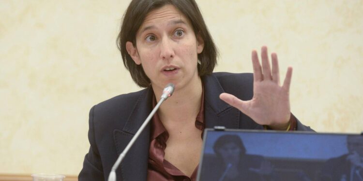 Legge elettorale, opposizione all’attacco. Schlein: “Da indiscrezioni elementi inaccettabili”