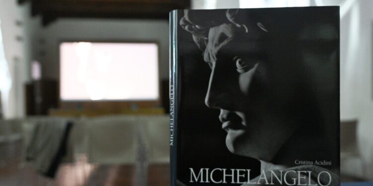 Collana d’arte Menarini festeggia 70 anni con Michelangelo