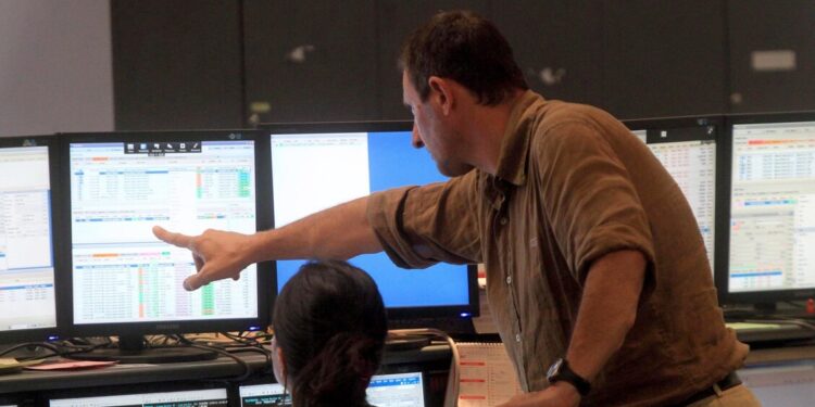 Lo spread tra Btp e Bund tedeschi chiude in rialzo a 76,1 punti