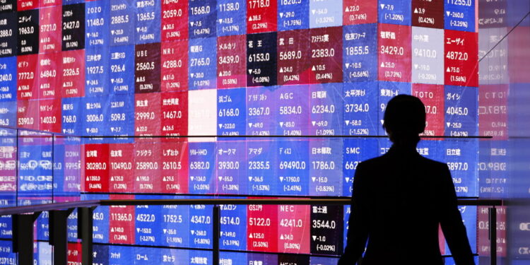 Borsa: Tokyo, apertura in aumento (+0,90%)