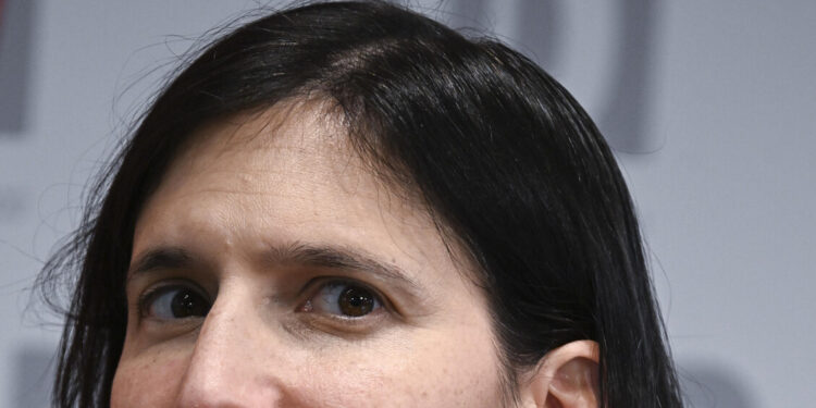 Schlein, Bartolozzi svela l’intenzione del governo, indebolire le toghe