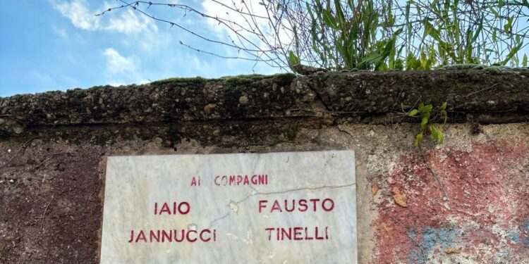 Amici e associazioni in presidio a Milano per Fausto e Iaio
