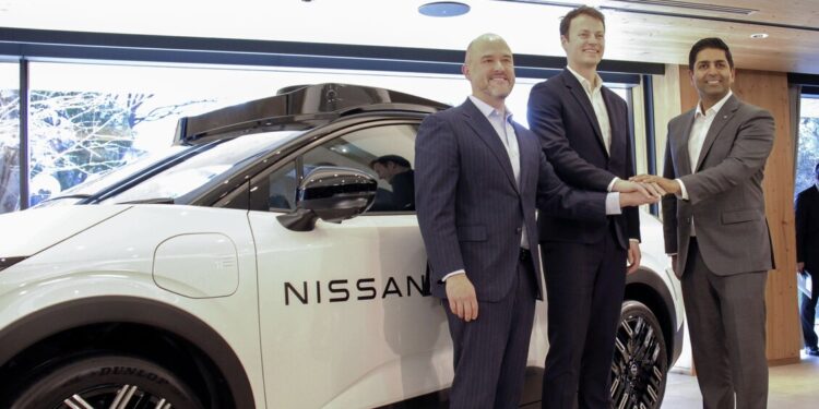 Robotaxi: Nissan, Uber e Wayve testano guida autonoma a Tokyo