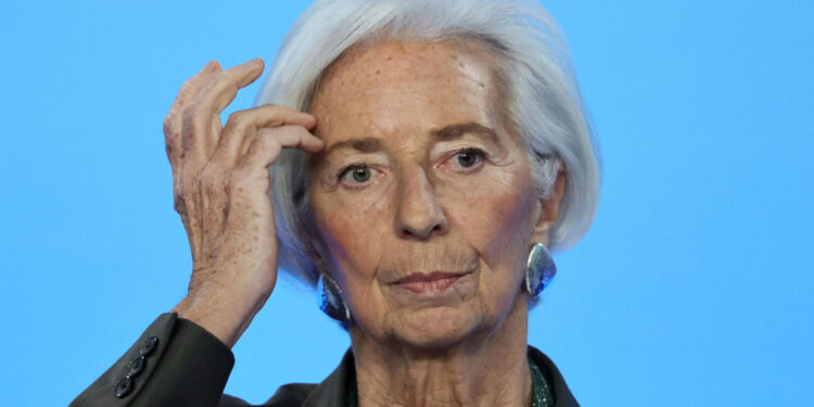 Tassi Bce verso un aumento nel 2026 per la guerra in Iran, quali effetti su mutui e prestiti