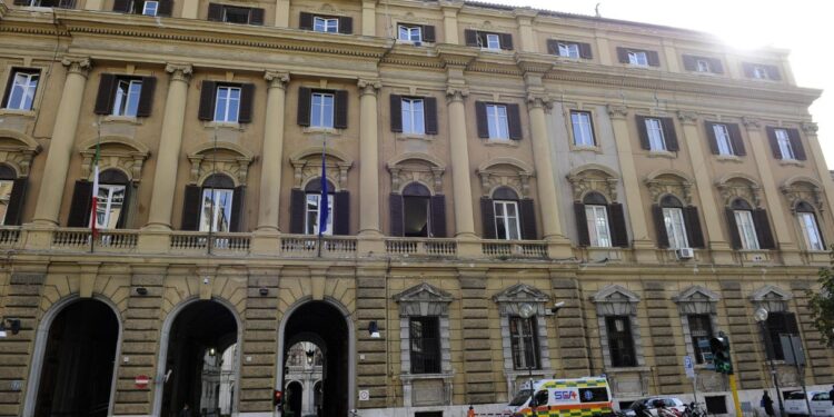 Quanto rendono i Ccteu, come si calcola la cedola e le differenze con altri titoli di Stato