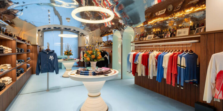 Aperto a Roma un nuovo store di Nude Project, il brand che dà voce ai giovani europei