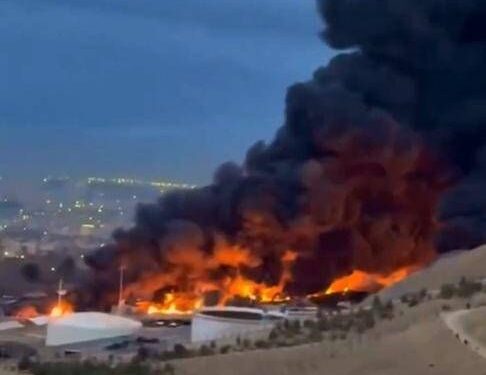 Iran, prezzo del petrolio supera 100 dollari. Trump si arrabbia con Israele per attacchi