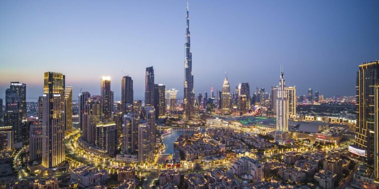 Crisi nel Golfo scuote il lusso, a rischio 6% ricavi totali del settore