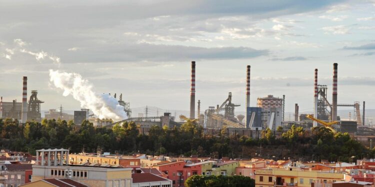 Jindal avanza proposta vincolante per rilevare l’ex Ilva