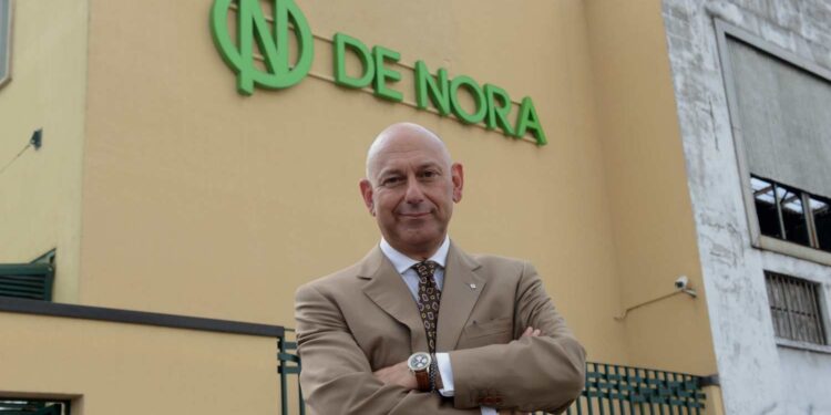 De Nora, margini record e cassa solida, ma ordini più deboli frenano il 2026