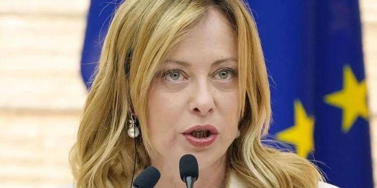 Meloni celebra gli 80 anni del voto alle donne: “Senza chi ha osato non sarei qui”