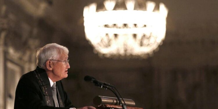Morto a 96 anni il filosofo Jurgen Habermas, gigante del pensiero critico moderno