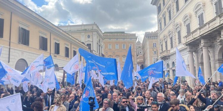 Referendum, le Camere penali e il loro Comitato in piazza a Roma per il Sì