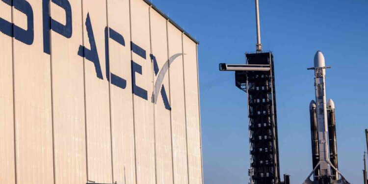 Riflettori sull’IPO di Space X: collocamento record atteso entro giugno