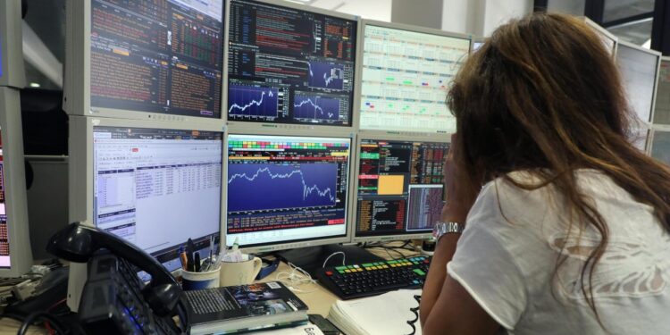 Spread Btp-Bund in calo a 74 punti, rendimenti a 3,63% per i titoli italiani