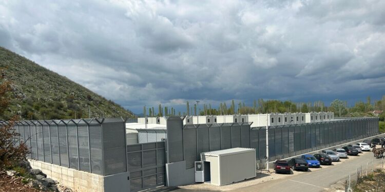 Domani delegazione FdI al Cpr di Gjader, “smentire narrazione distorta”