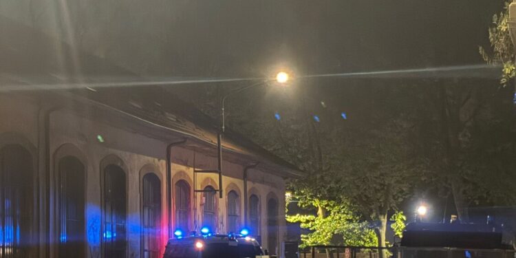 Tensioni a Torino tra antagonisti e forze dell’ordine durante Street Parade