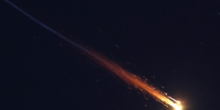 Cnn: ‘L’Iran ha ancora migliaia di lanciatori di missili e droni’