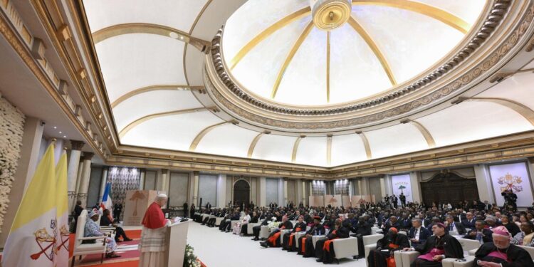 Il Papa, ‘la verità non si fabbrica né si manipola’