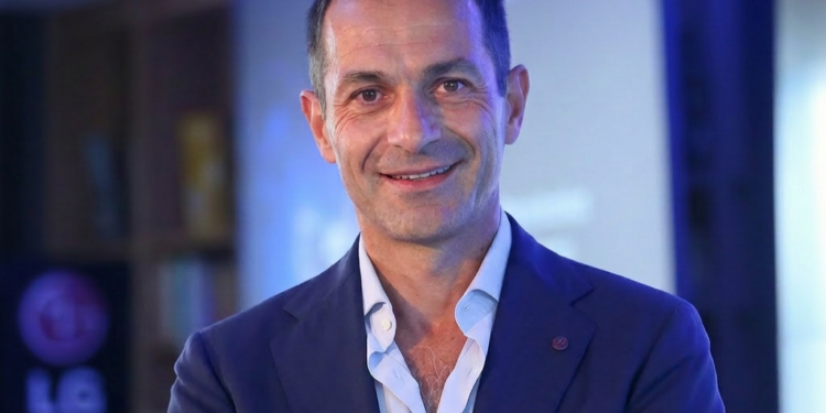 Apollo AI: il modello per decifrare il greco antico e rivoluzionare lo studio dei papiri