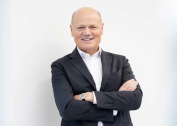 Pubblicità e crisi globale: il conflitto in Iran aumenta la cautela degli investitori, ma il settore regge