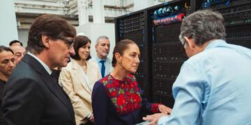 Messico, Sheinbaum chiude la visita a Barcellona con la scienza