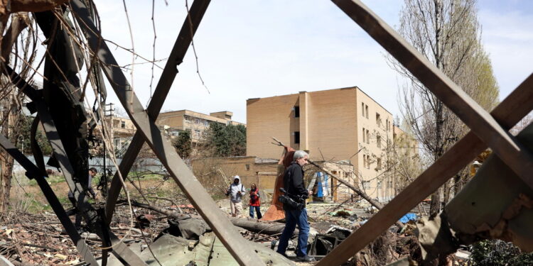 L’Iran replica a Trump, ‘l’intera regione diventerà un inferno per voi’