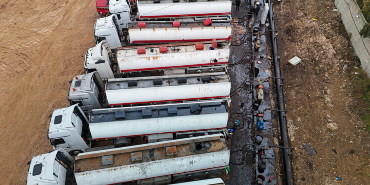 Il petrolio chiude in rialzo a New York, a +3,10%