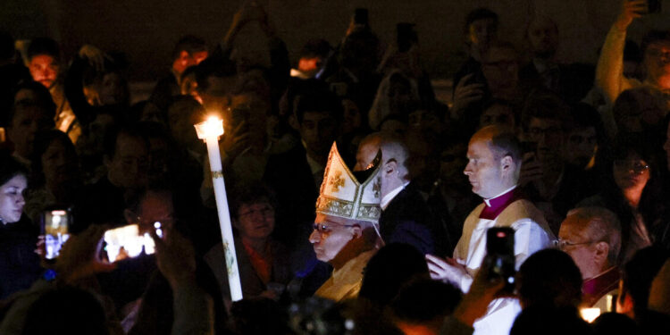 Il Papa, non lasciamoci paralizzare da guerre e ingiustizie
