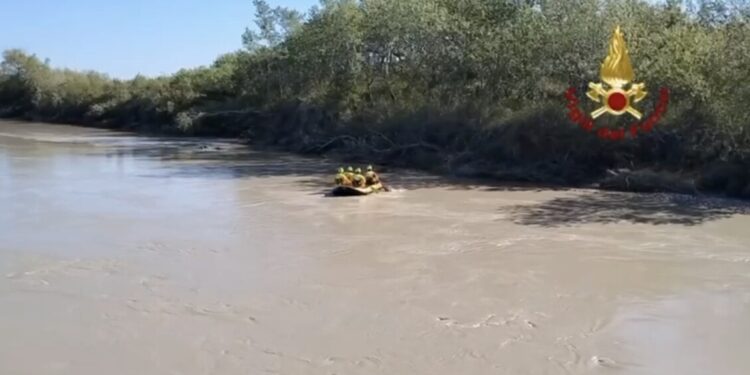 Proseguono le ricerche del disperso dopo il crollo del ponte sul Trigno