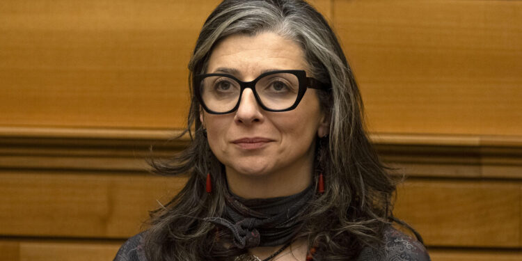 ++ Tribunale Usa sospende le sanzioni di Trump contro Francesca Albanese ++