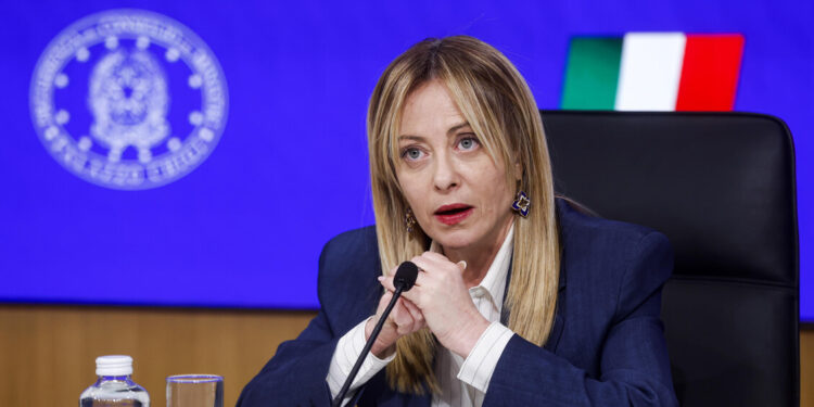 Meloni, ‘dobbiamo assicurarci che l’Iran non si possa dotare dell’arma nucleare’