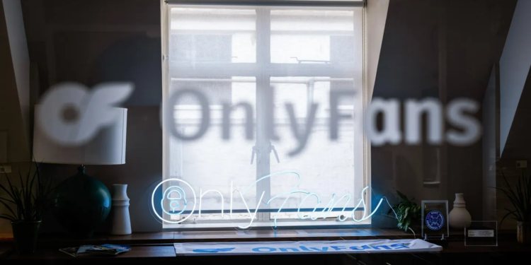 L’ex proprietario di OnlyFans ha incassato 700 milioni di dividendi pochi mesi prima di morire