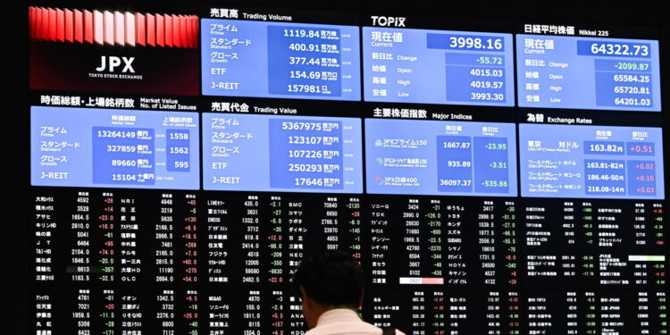 Borsa: Tokyo, apertura in rialzo (+0,41%)