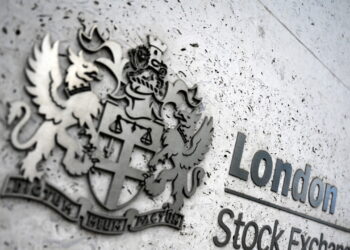 Borsa: l’Europa conclude in leggero rialzo, Londra +0,6%