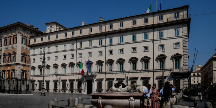 Nel dl accise acconto fiscale sui dividendi anticipati dei grandi gruppi energetici