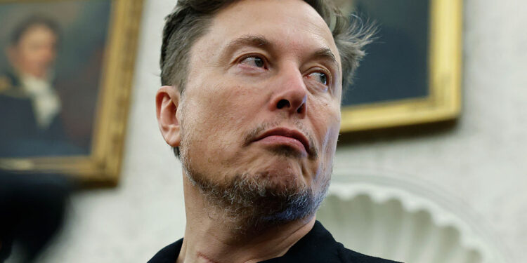 Come l’effetto Musk sta spingendo gli stipendi dei ceo americani verso cifre record