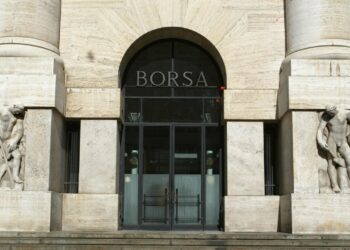 Borsa: Milano chiude piatta, Ftse Mib invariato