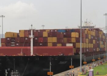 Canale di Panama, allo studio la riduzione dei transiti