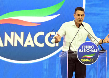 Ecco l’Italia di Vannacci: ‘Educazione militare, più figli e meno woke’