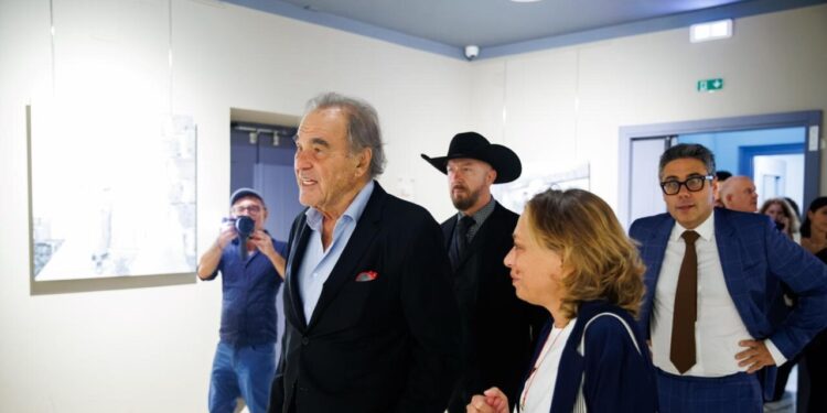 Oliver Stone a Roma: ‘La guerra è una brama americana’