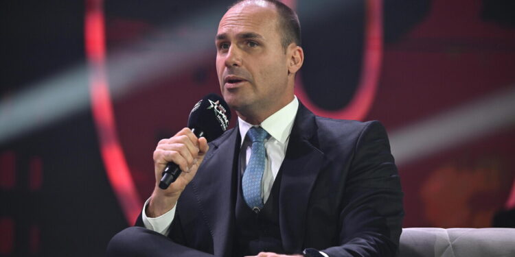 Brasile, Eduardo Bolsonaro rilancia le sanzioni Usa contro il giudice Moraes