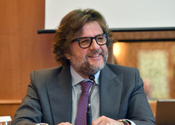 Osnato (FdI), proporrò estendere stop bollo auto a famiglie numerose