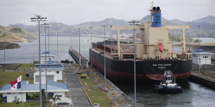 Canale di Panama, aumentano i passaggi giornalieri e il pescaggio massimo