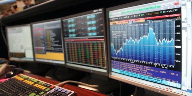 Spread tra Btp e Bund ancora stabile a 83 punti base, rendimenti al 4,11%