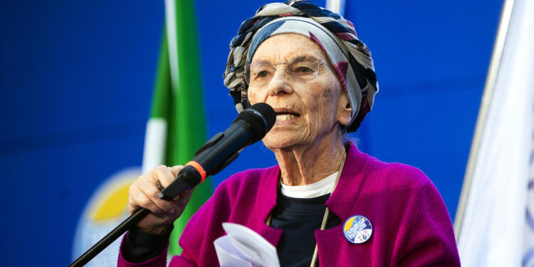 Emma Bonino ricoverata in ospedale a Roma, è vigile