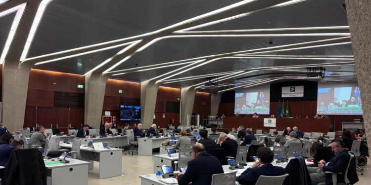 Consiglio regionale della Lombardia approva le pre-intese sull’Autonomia