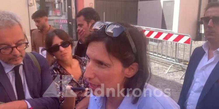 Governo, Schlein: “Meloni dica quando si vota, prima è meglio è”