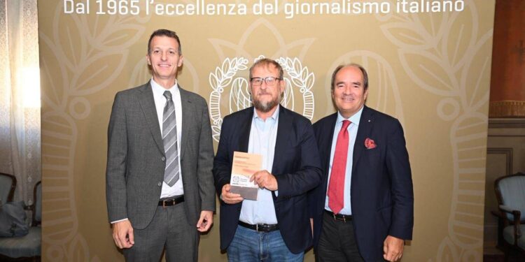 Premio Estense, Gianluca Di Feo vince la 62ma edizione con ‘Il cielo sporco’ (Guanda Editore)